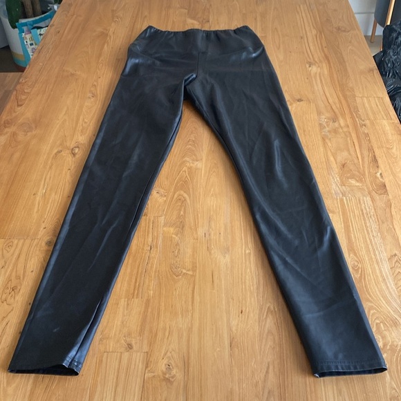 Wilfred Daria Black Vegan High Waisted Leather Pants Size L - Picture 5 of 11